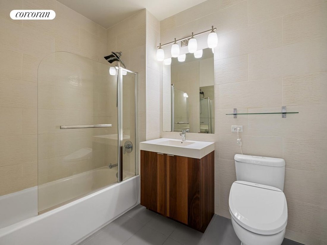 Condo in New York, New York, United States 5 - 18658459