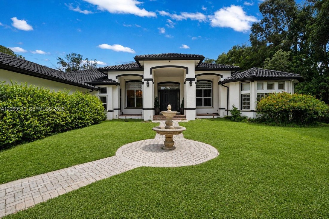 House in Davie, Florida, United States 1 - 18658097