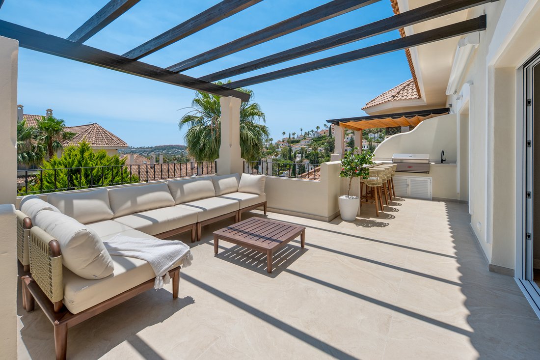 Apartment in Nueva Andalucia, Marbella, Spain 1 - 18658077