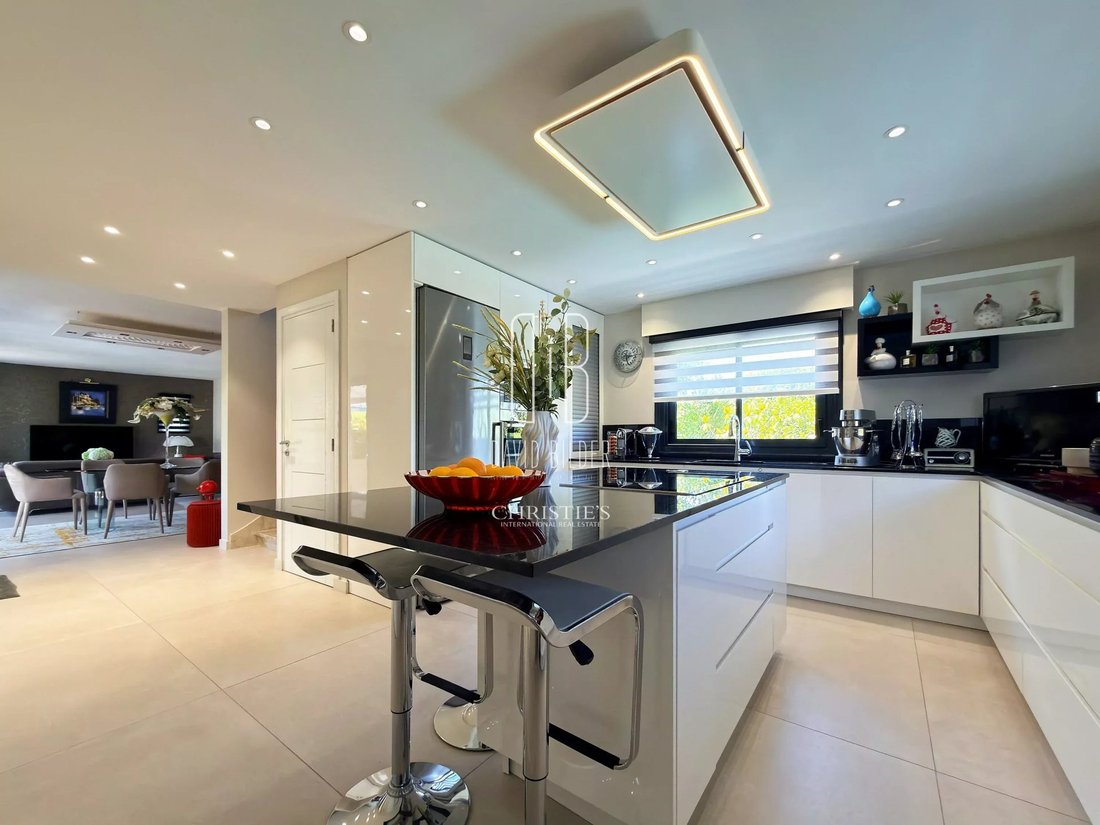 Villa in Le Pouliguen, Pays de la Loire, France 2 - 18658040
