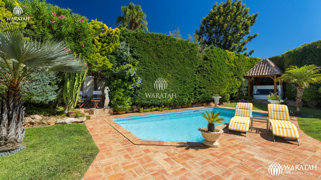Villa in Vale do Lobo, Almancil, Portugal 2 - 18657992