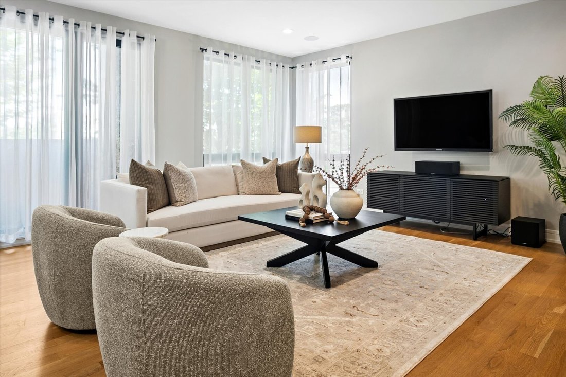 Condo in Chicago, Illinois, United States 2 - 18658018