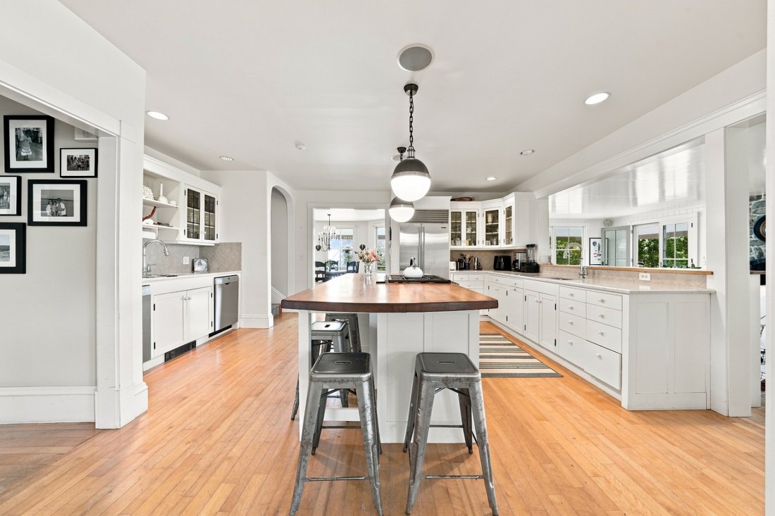 House in Edgartown, Massachusetts, United States 4 - 18658019