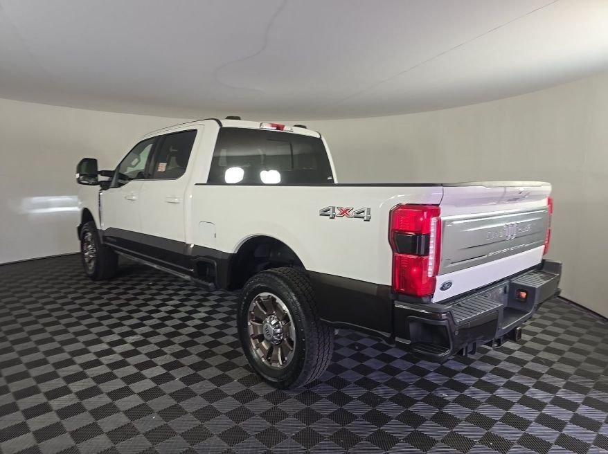 Pickup in Addison, TX, United States 5 - 18658136
