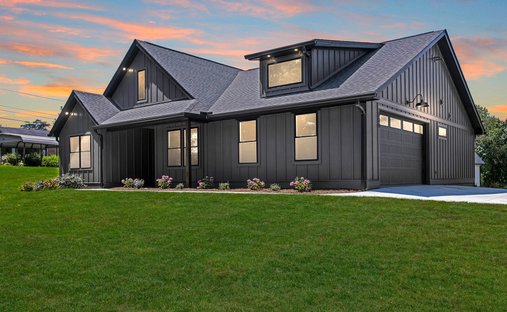 House in Candler, North Carolina, United States 1