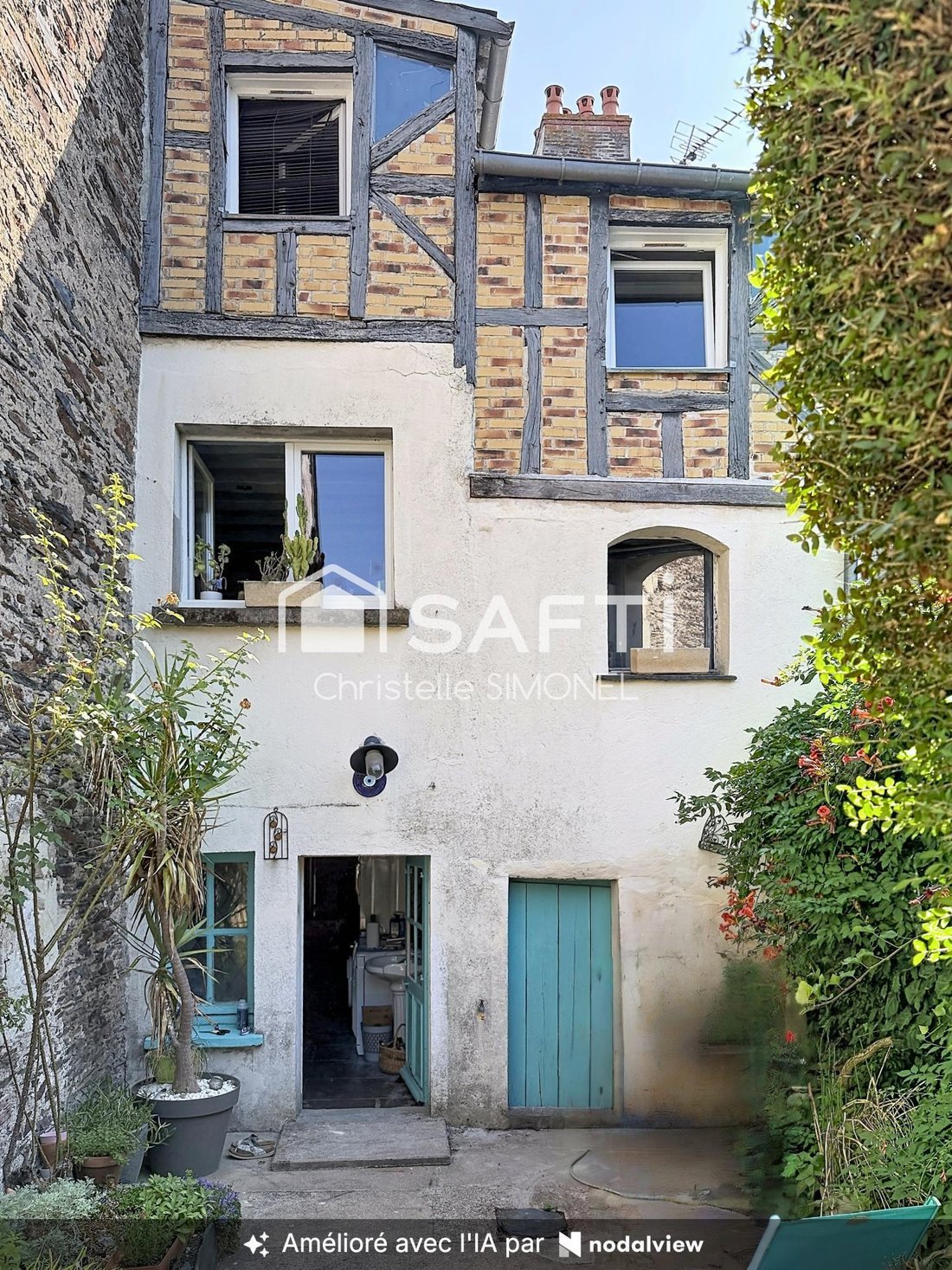 House in L'Ile-Saint Maurille, Les Ponts-de-Ce, France 2 - 18658708
