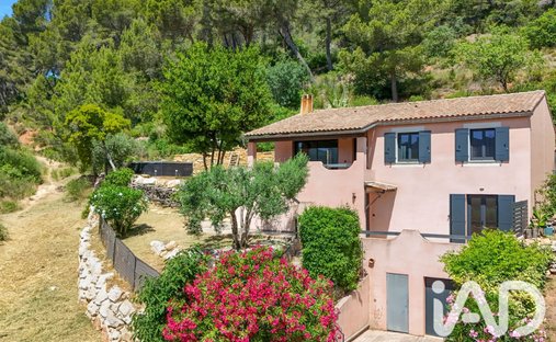 House in Nord Ouest, Auriol, France 1