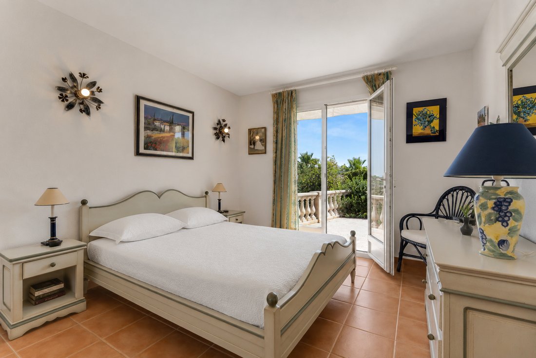House in Nartelle-Noyer-Bellevue-bd des Sardinaux, Sainte-Maxime, France 4 - 18658105