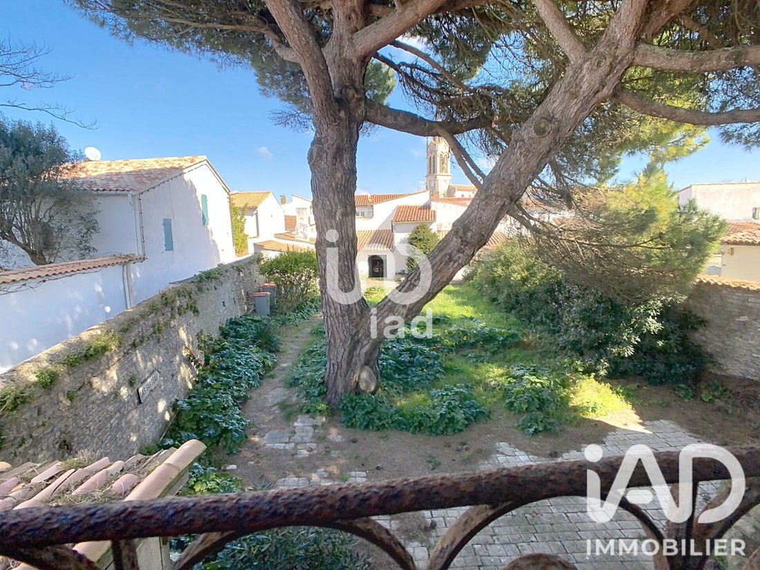 House in La Couarde-sur-Mer, Nouvelle-Aquitaine, France 2 - 18659413