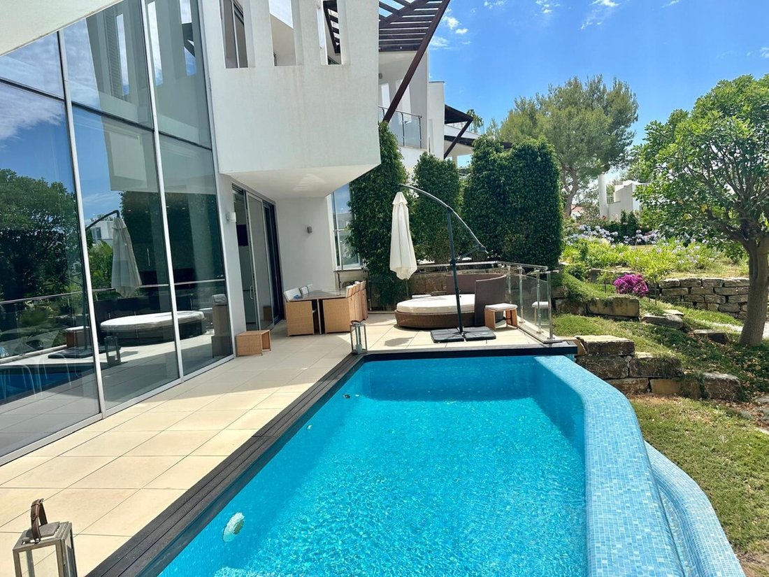 Townhouse in Sierra Blanca, Marbella, Spain 3 - 18658147