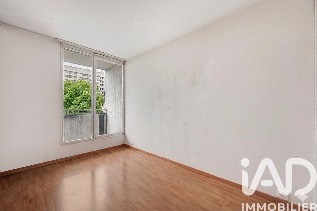 Apartment in Puteaux, Ile-de-France, France 2 - 17851027