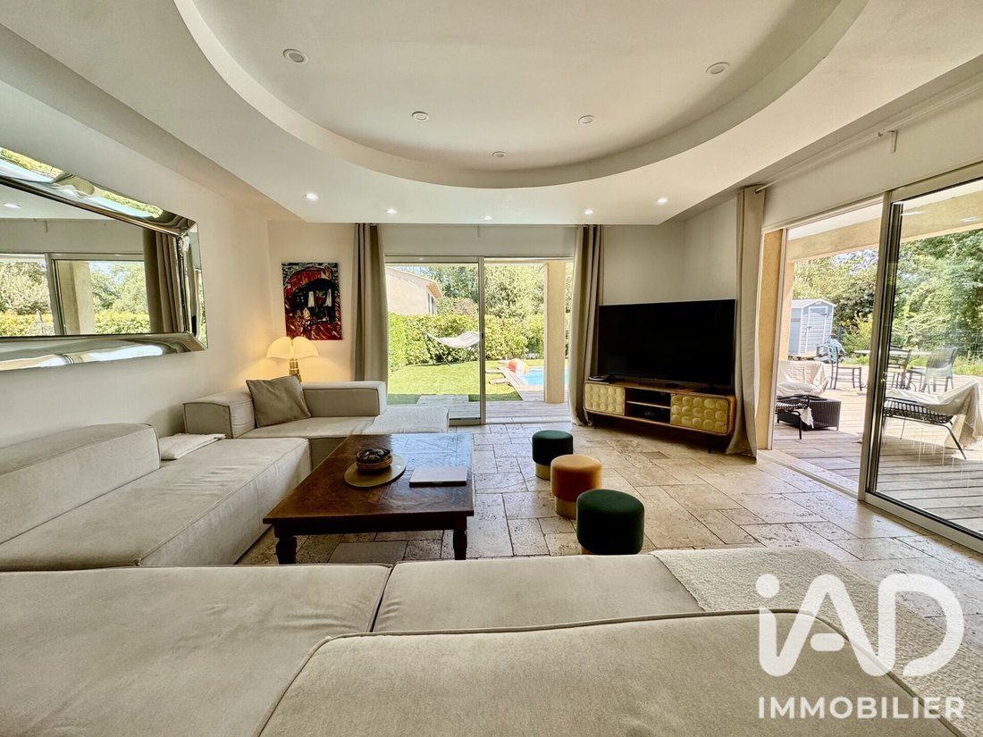 House in Grimaud, Provence-Alpes-Côte d'Azur, France 3 - 18659542