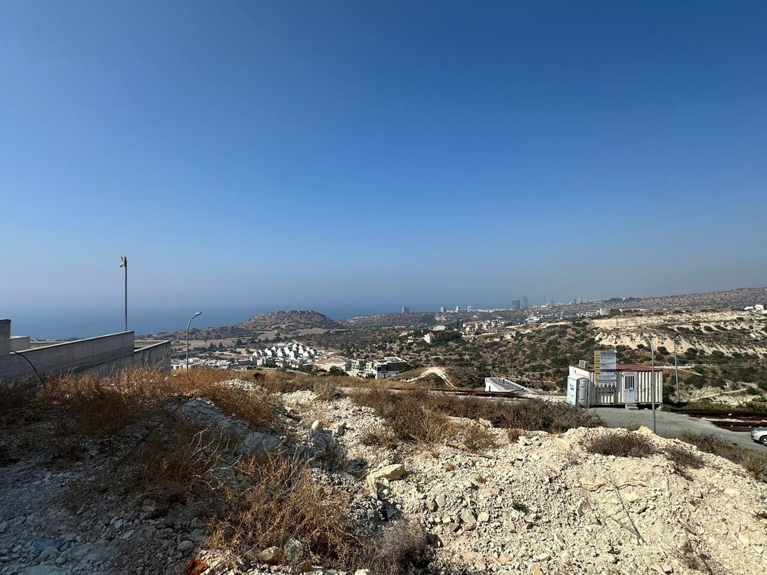 Land in Agios Tychon, Limassol, Cyprus 1 - 18658595