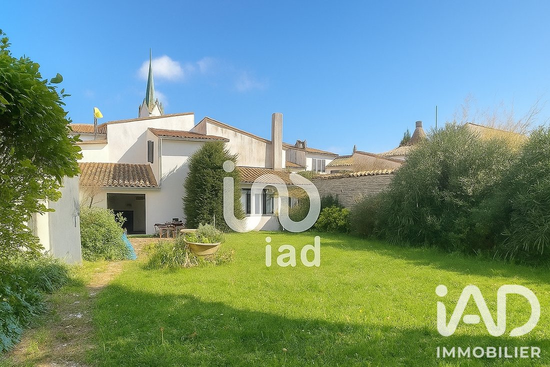 House in La Couarde-sur-Mer, Nouvelle-Aquitaine, France 1 - 18659413
