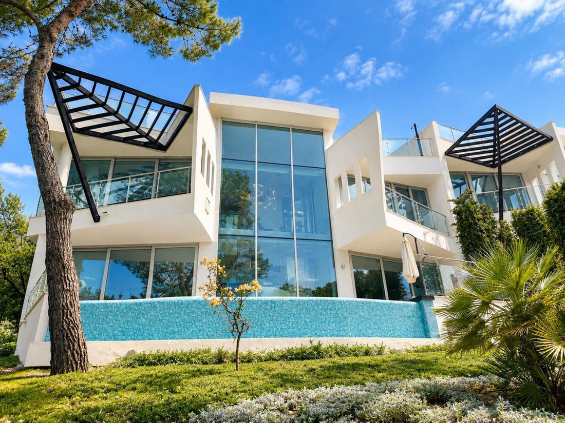Townhouse in Sierra Blanca, Marbella, Spain 1 - 18658147