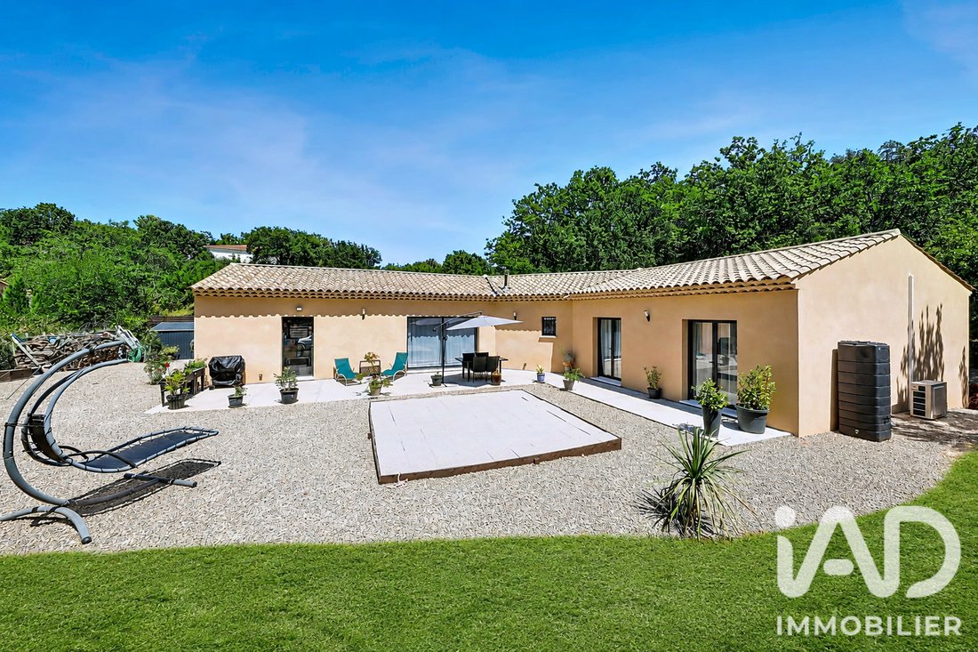 House in Châteaudouble, Provence-Alpes-Côte d'Azur, France 1 - 18659424