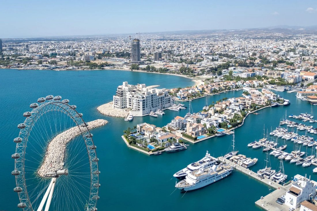 Apartment in Limassol, Limassol, Cyprus 1 - 18658515