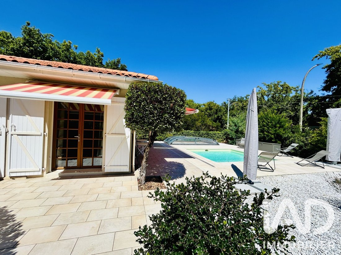 House in Soulac-sur-Mer, Nouvelle-Aquitaine, France 5 - 18659669