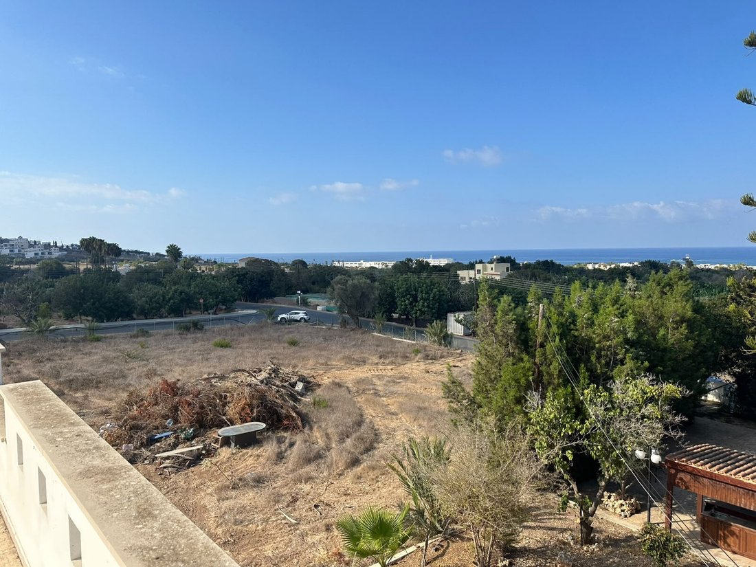 Villa in Chloraka, Paphos, Cyprus 2 - 18658524
