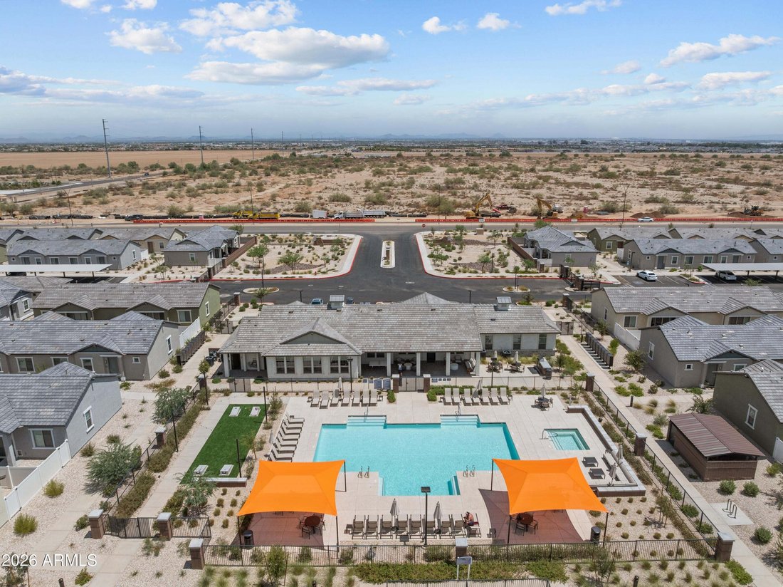 House in Surprise, Arizona, United States 4 - 18658065