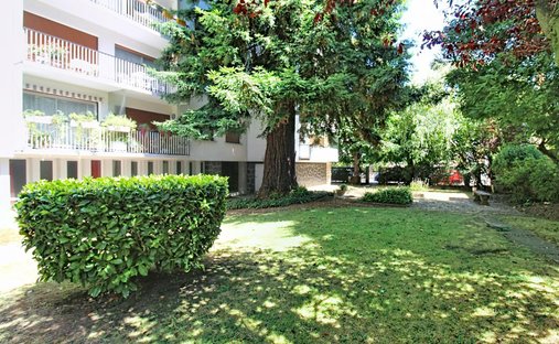 Apartment in La Faiencerie-Le Clos Saint Cyr, Bourg-la-Reine, France 1