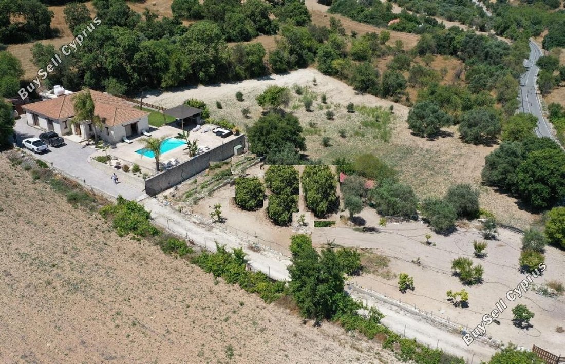Bungalow in Lasa, Paphos, Cyprus 2 - 18658498