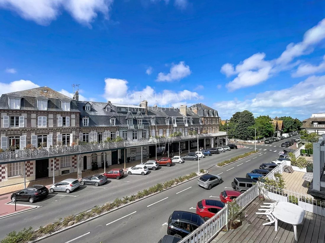 Apartment in Deauville, Normandy, France 1 - 18658038