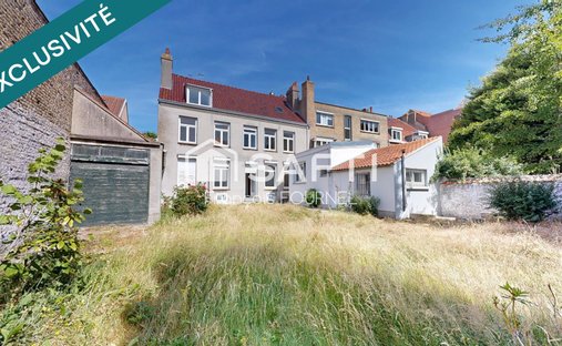House in Rosendaël-Centre, Dunkerque, France 1