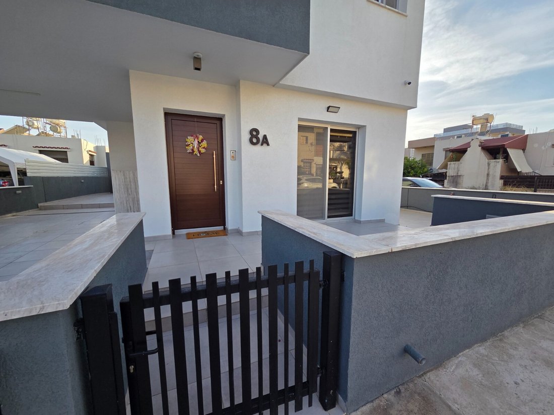 House in Kato Polemidia, Limassol, Cyprus 3 - 18658492