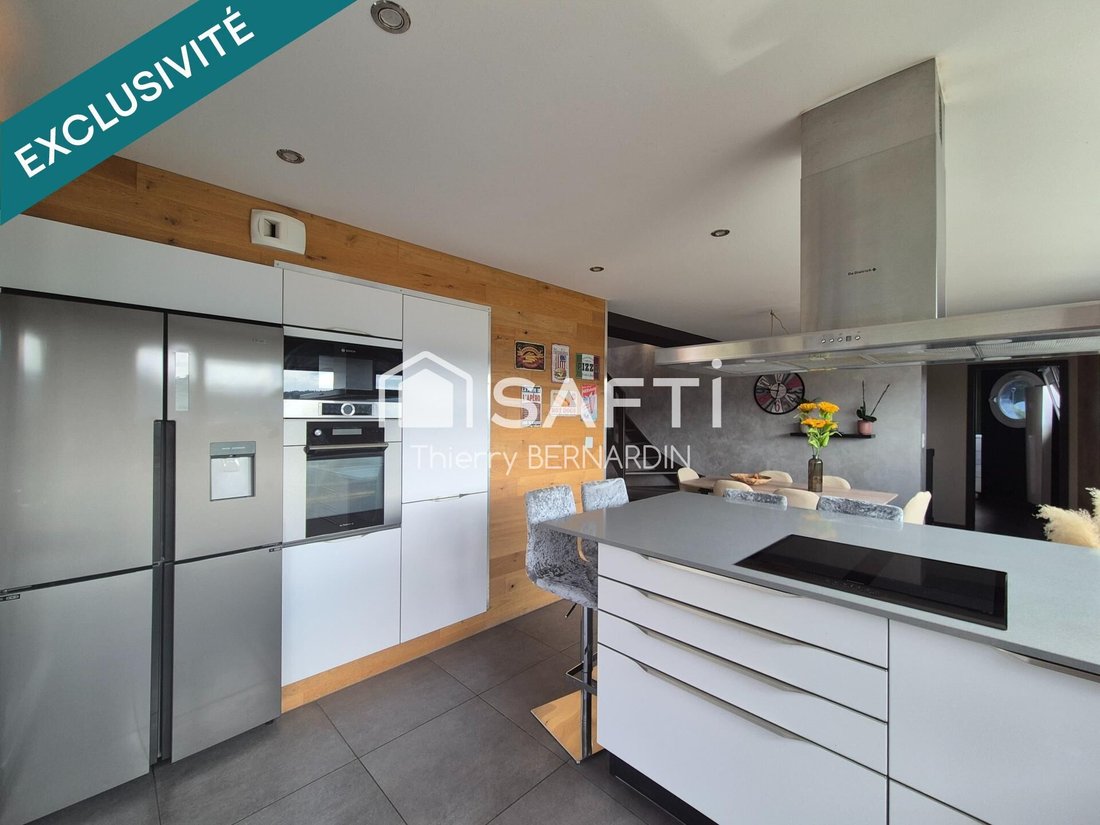 House in Villers-le-Lac, Bourgogne – Franche-Comté, France 2 - 18658707