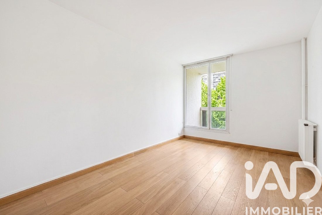 Apartment in Puteaux, Ile-de-France, France 4 - 17851027