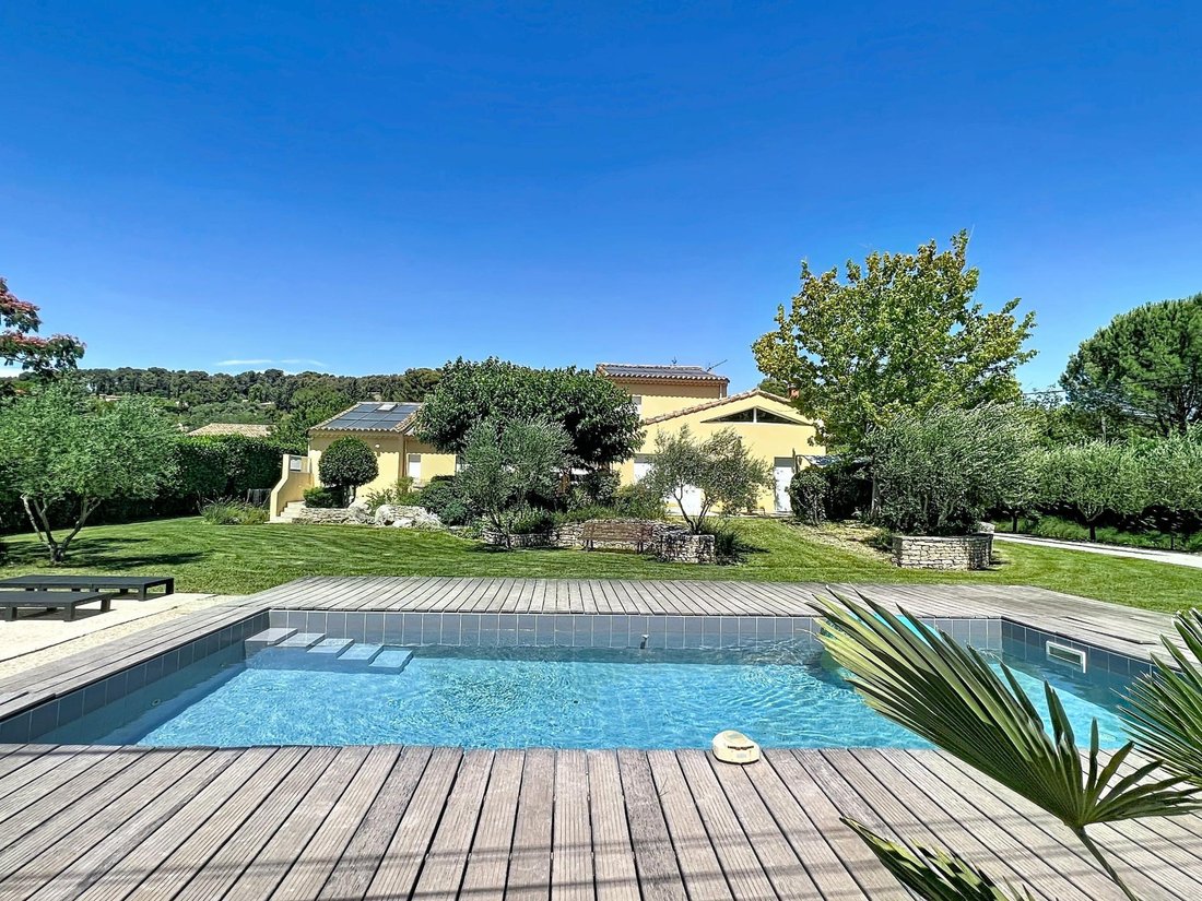 House in Cadenet, Provence-Alpes-Côte d'Azur, France 1 - 18658669