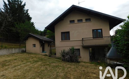 House in Claveisolles, Auvergne-Rhône-Alpes, France 1