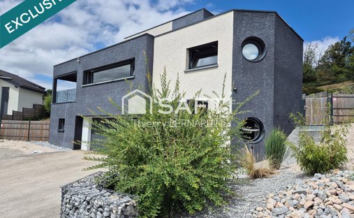 House in Villers-le-Lac, Bourgogne – Franche-Comté, France 1