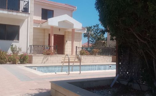 Villa a Mouttagiaka, Distretto di Limassol, Cipro 1