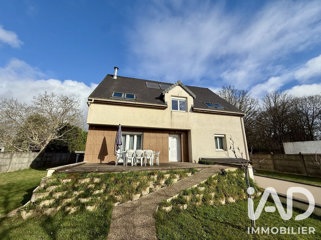 House in Sucy-en-Brie, Ile-de-France, France 1 - 18659741