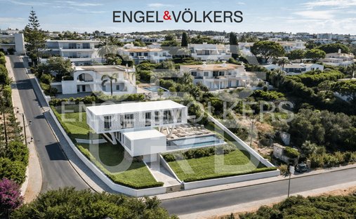 Land in Ferragudo, Algarve, Portugal 1