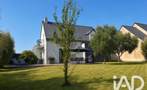 House in Saint-Coulomb, Brittany, France 1