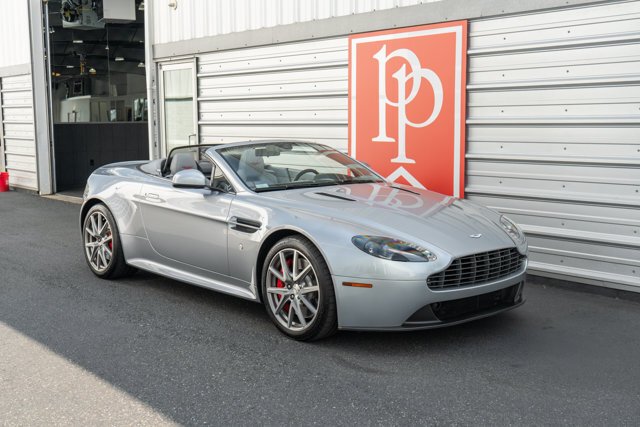 Cabriolet in Bellevue, WA, United States 5 - 18324159