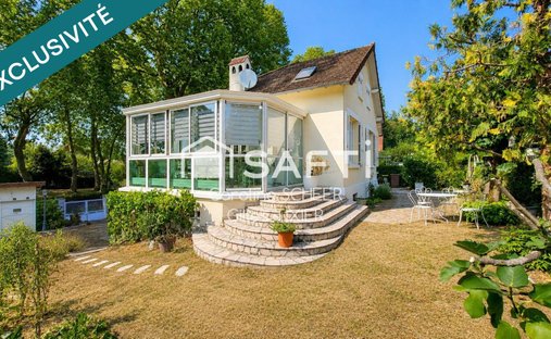 House in Pampoux-Brossolette-Mainville, Draveil, France 1