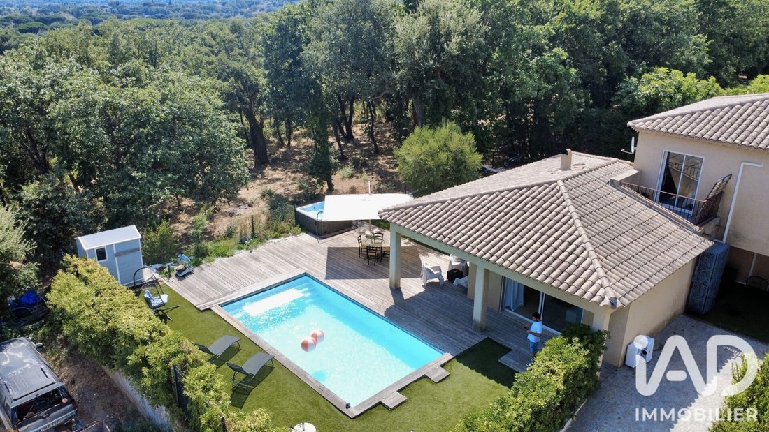 House in Grimaud, Provence-Alpes-Côte d'Azur, France 1 - 18659542