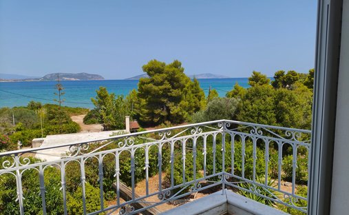 Villa in Koinotita Kranidiou, Kranidi, Greece 1
