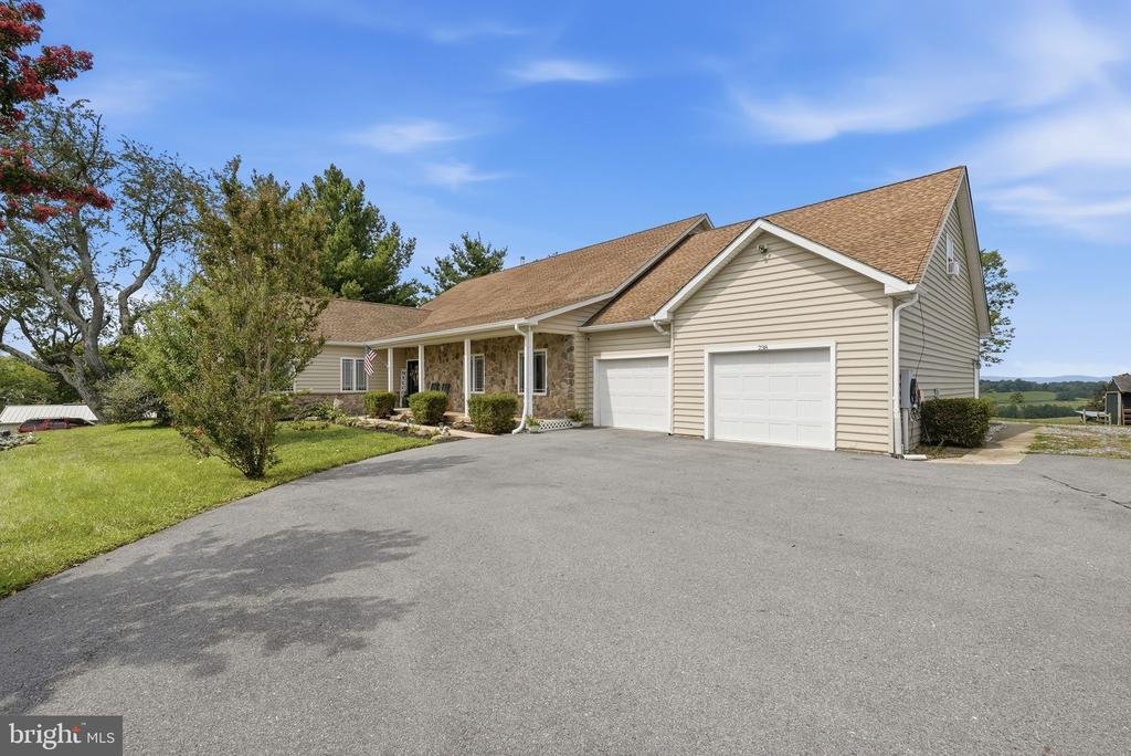 House in Keymar, Maryland, United States 4 - 18658066