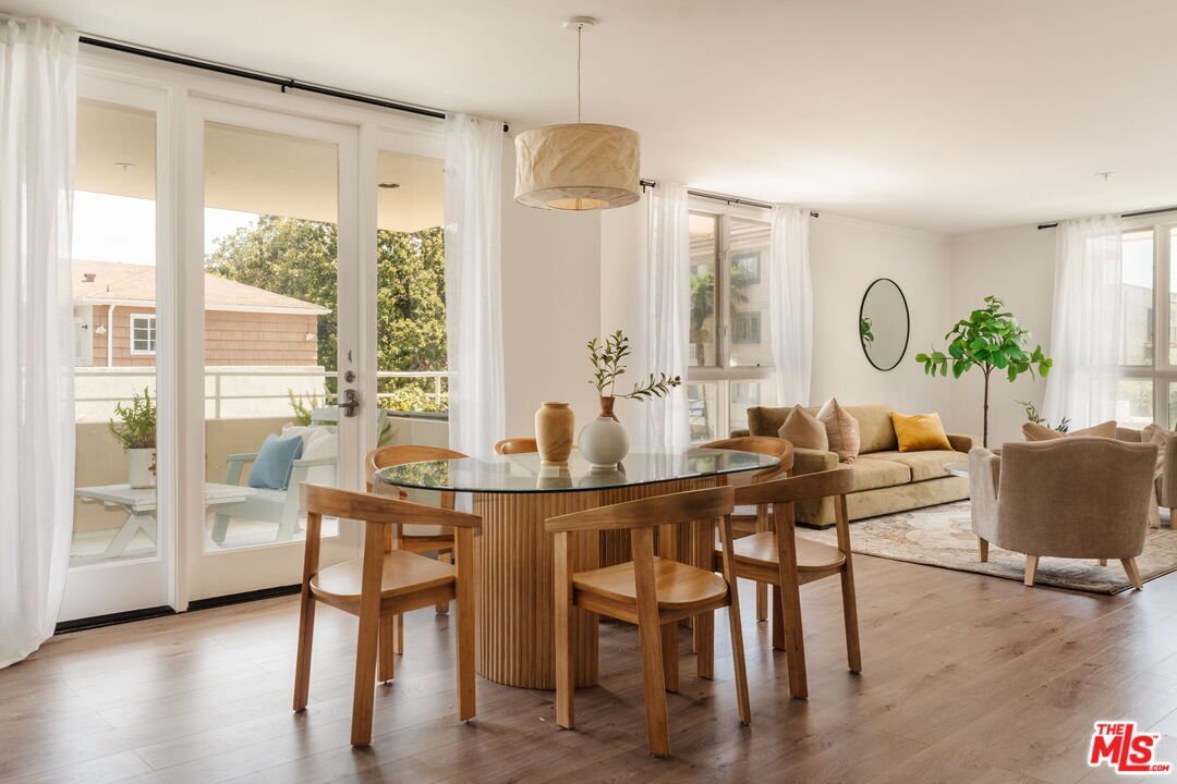 Condo in Los Angeles, California, United States 2 - 18657975