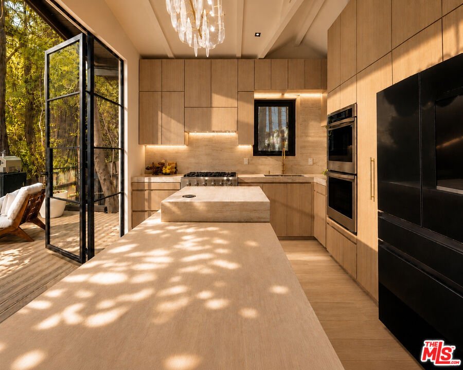 House in Los Angeles, California, United States 4 - 18658030