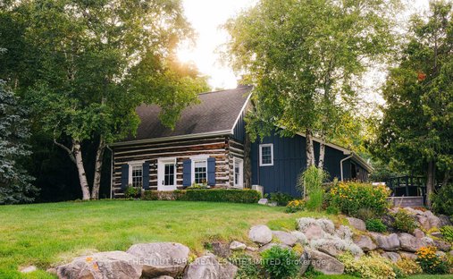 House in Caledon, Ontario, Canada 1