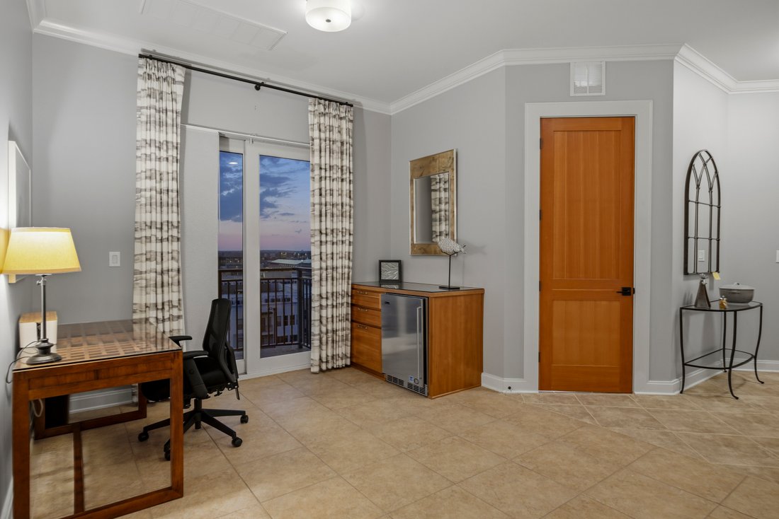 Condo in San Antonio, Texas, United States 5 - 18658681