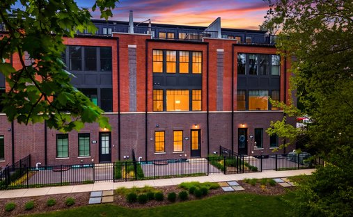 Condo in Naperville, Illinois, United States 1