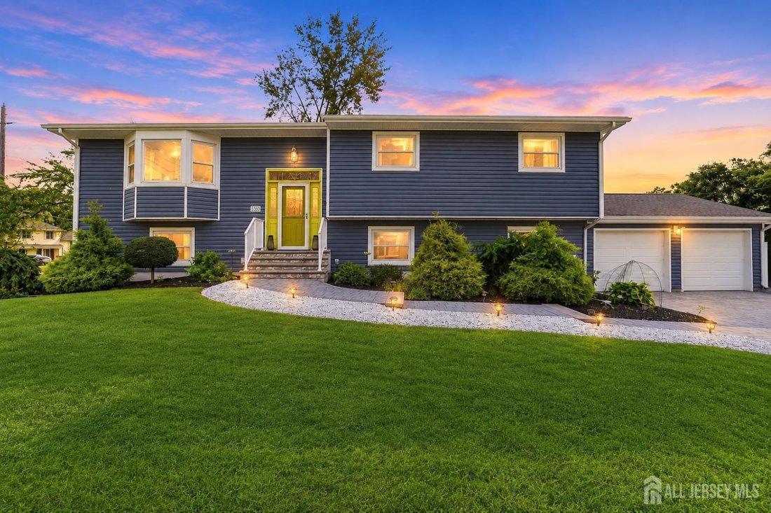 House in Piscataway, New Jersey, United States 2 - 18658664