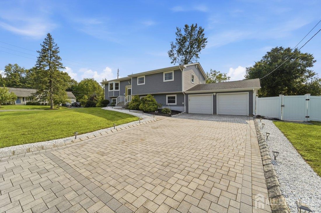 House in Piscataway, New Jersey, United States 3 - 18658664